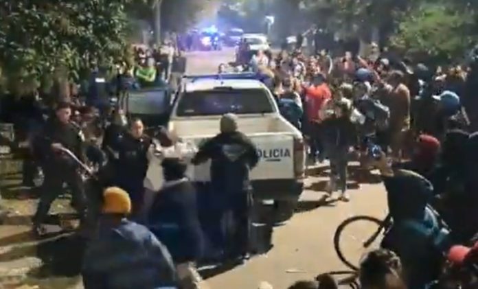 vecinos linchar acusado abuso grand bourg