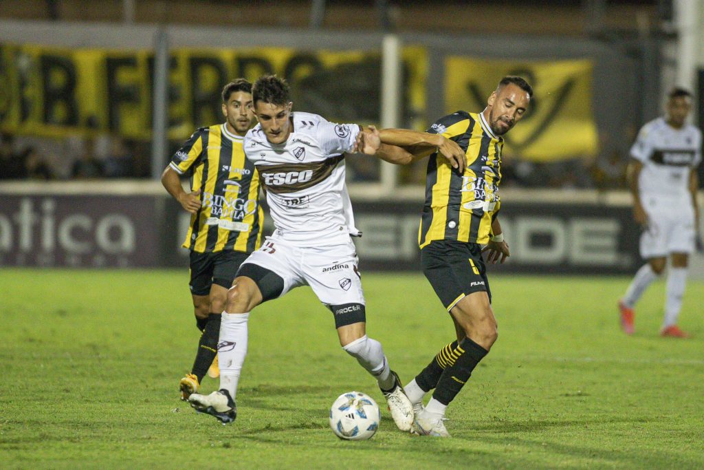 Platense le ganó por penales a Olimpo y pasó de ronda en la Copa ...