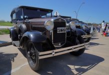 El centro de Pilar tendrá un domingo con exposición de autos clásicos