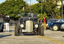 Fin de semana fierrero en Escobar: autos clásicos , modelos tunning y motos