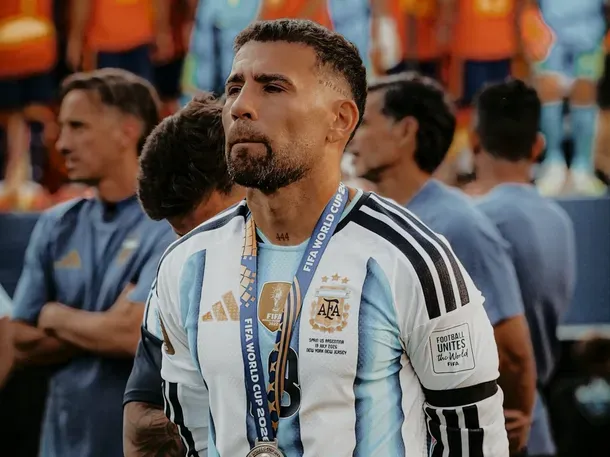 Nicolás Otamendi fue declarado como personalidad destacada por la Universidad del Delta