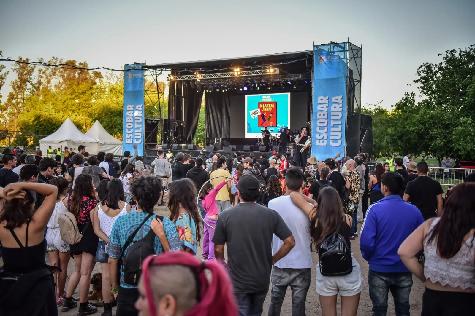 Escobar Vibra abre una nueva convocatoria para músicos, bailarines y artistas visuales locales: cómo participar