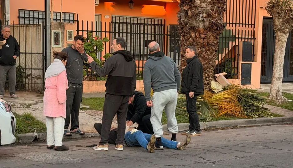 Morón: balearon a un hombre en un intento de robo cuando dejaba a su hija en el colegio