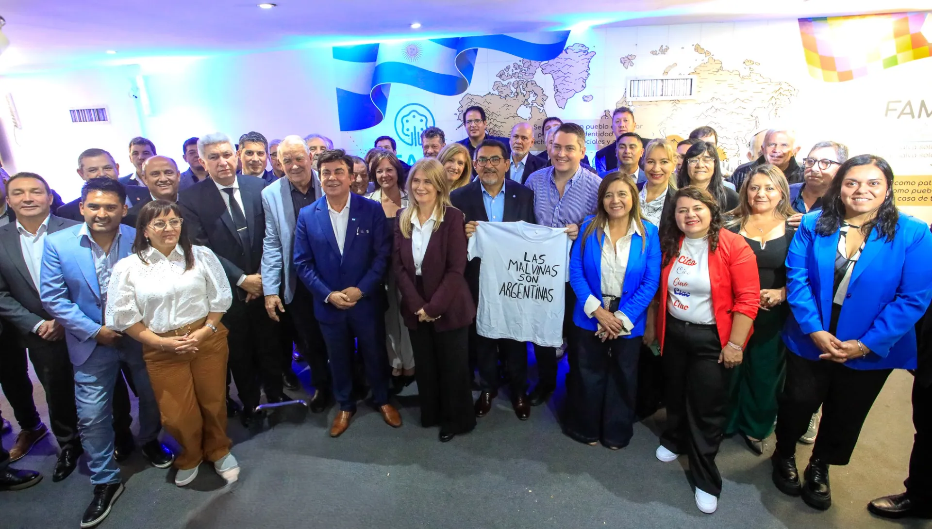 Fernando Espinoza fue reelecto presidente de la Federación Argentina de Municipios y encabezó un fuerte reclamo a Milei