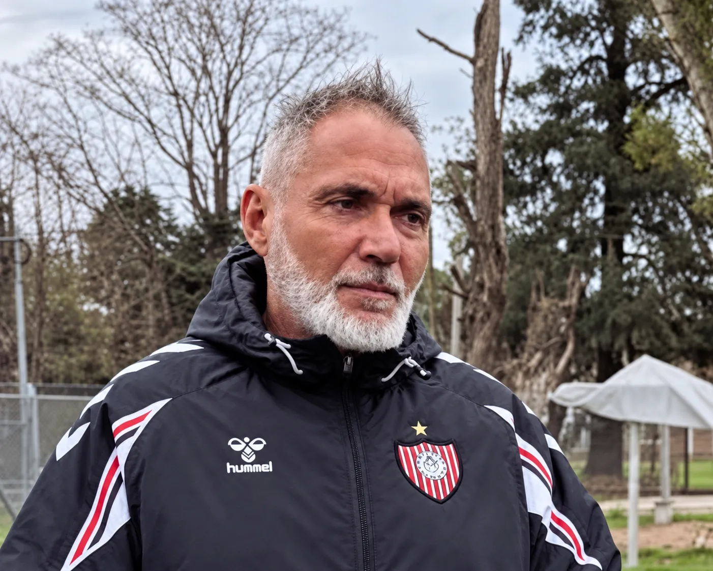 "Huevo" Rondina habló tras la derrota de Chacarita ante Almagro: fuerte autocrítica y el mensaje para lo que viene