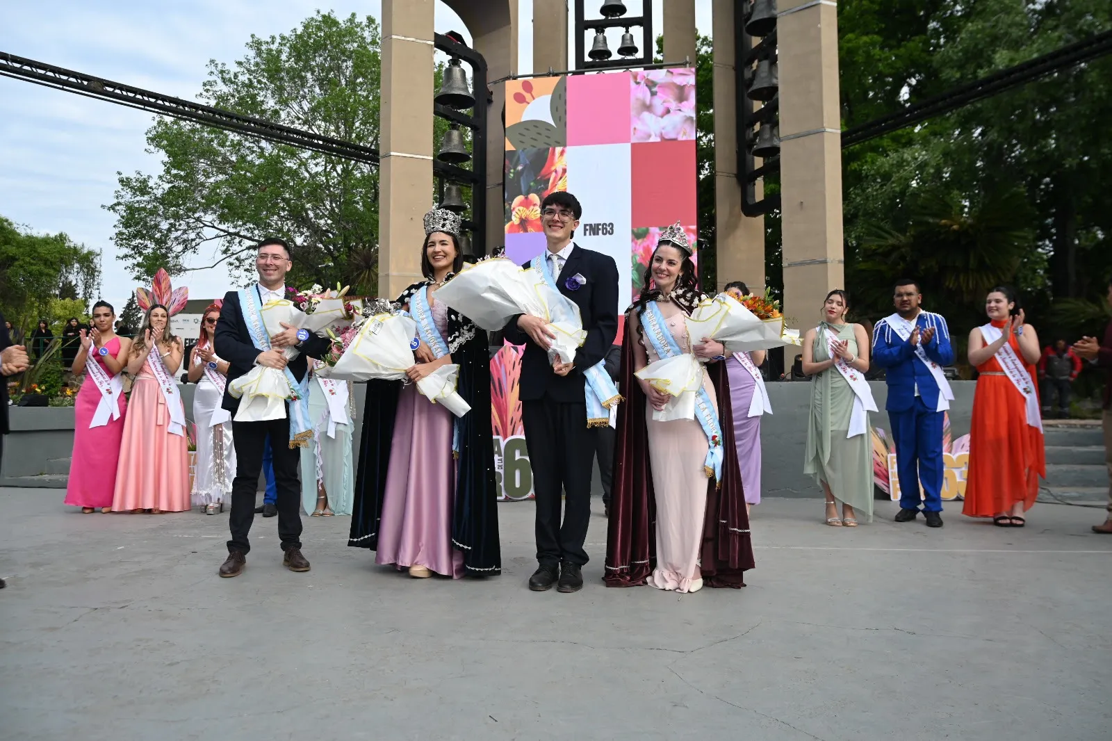 Escobar: la Fiesta Nacional de la Flor anunció a sus nuevos embajadores y a la carroza ganadora de este año